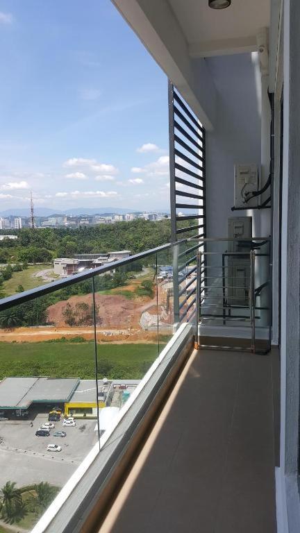 Cozy And Spacious 2 Bedroom, Family Cybersquare 21 Cyberjaya, Flexihome-my * Cyberjaya