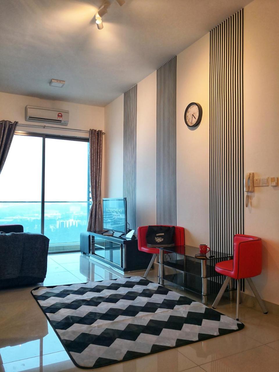 Apartment Cozy And Spacious 2 Bedroom, Family Cybersquare 21 Cyberjaya, Flexihome-my
